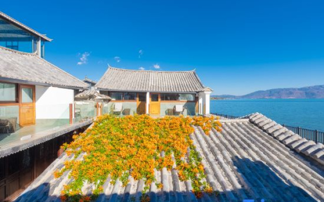 Qilu Sea-view Courtyard Hotel