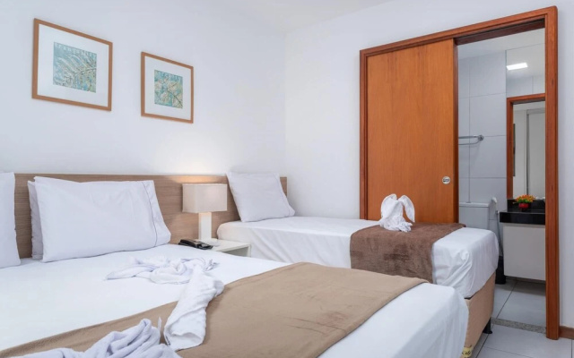 Belo Apartamento em Condom nio com Piscina