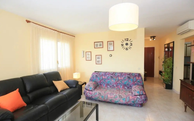 Apartamento Luminoso Para 6 Personas en Cambrils