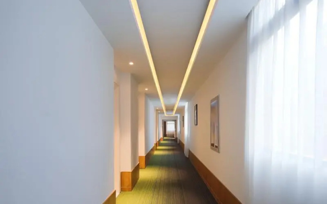 Campanile Hotel Shenzhen Bay Convention and Exhibition Center