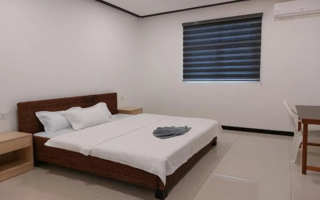 Marina Hotel