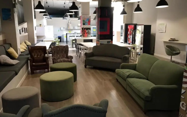 Hola Hostal Eixample - Hostel