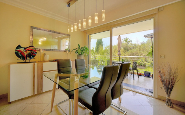 Beau 3 Chambres Piscine Parking A3b134