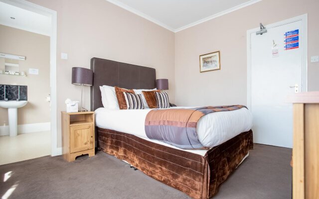 The Cliffemount Hotel