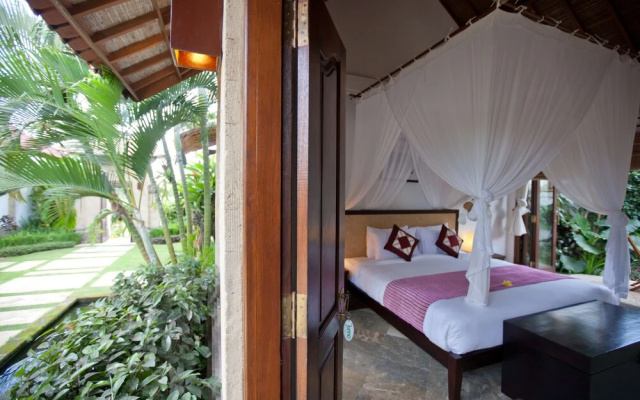 The Junno Villa