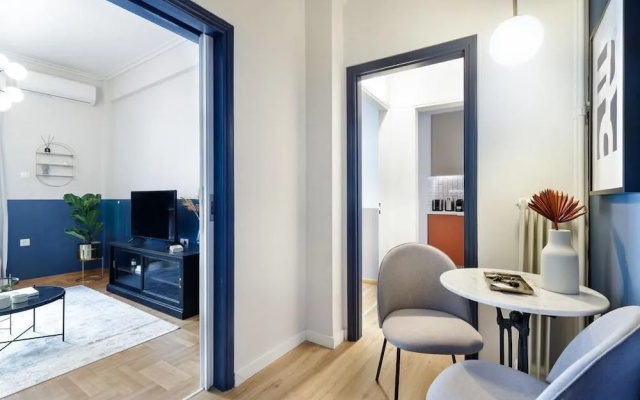 UPSTREET Hidesign Acropolis Apartment