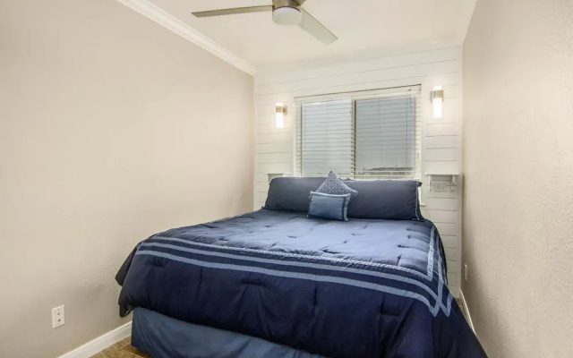 Seascape 1322 2 Bedroom Condo by RedAwning