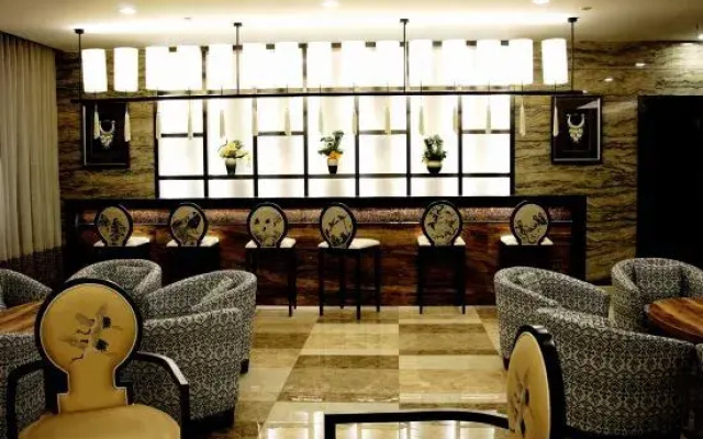Lijiang Source Resort Hotel