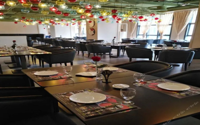 Easco Hotel