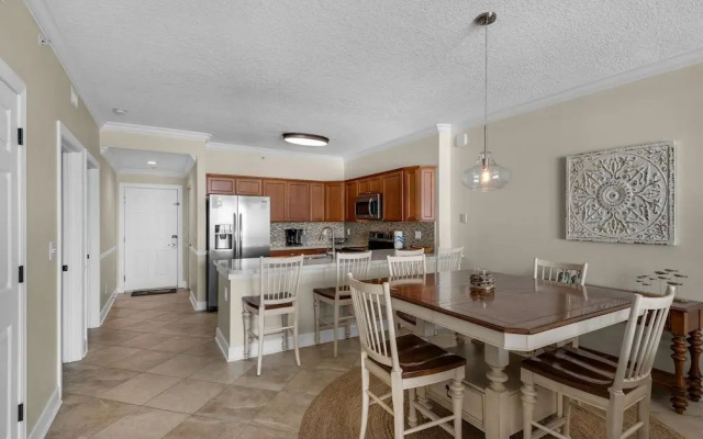 Twin Palms #1501a