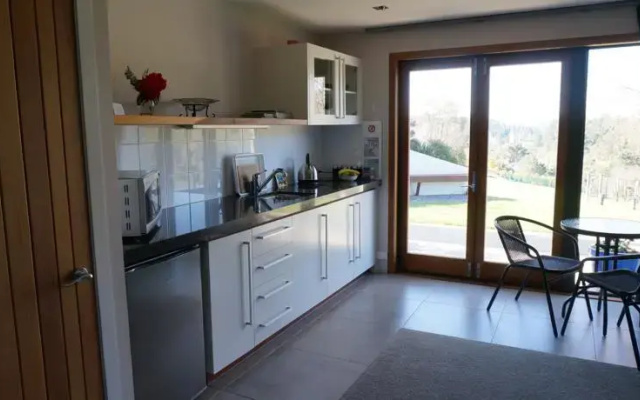 Rive Gauche B&B Lodge