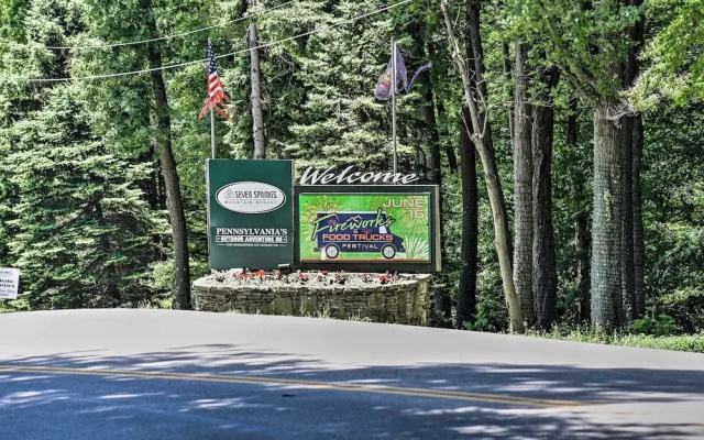 Southwind Seven Springs Home on Ski Slopes!