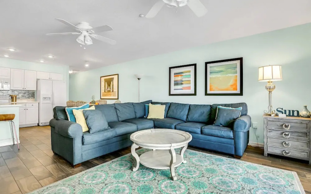 Beachside Condo in Tampa Bay by RedAwning