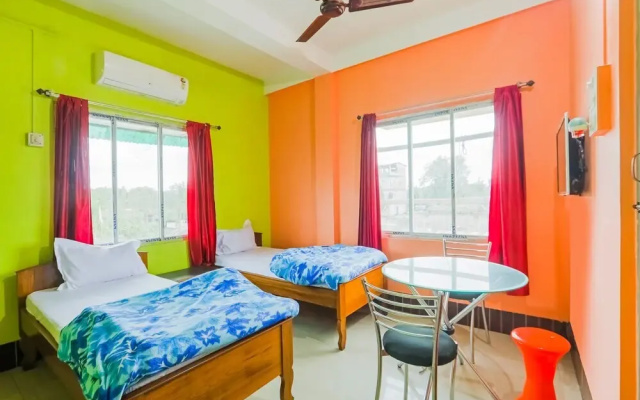 Hotel Hornbill  by OYO Rooms