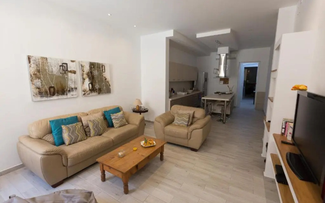 Pawlu Accomodations
