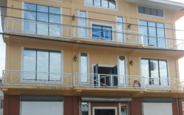 Отель Serenity Inn Гайана, Джорджтаун - отзывы, цены и фото номеров - забронировать отель Serenity Inn онлайн вид на фасад