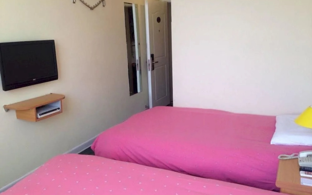Home Inn Hotel