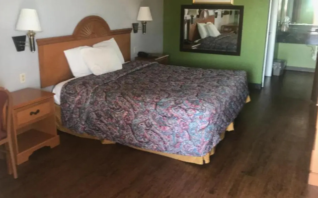 Day N Night Inn