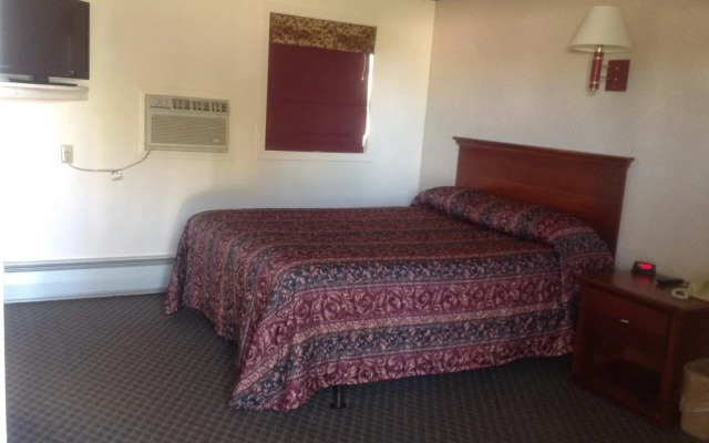 Potsdam Inn