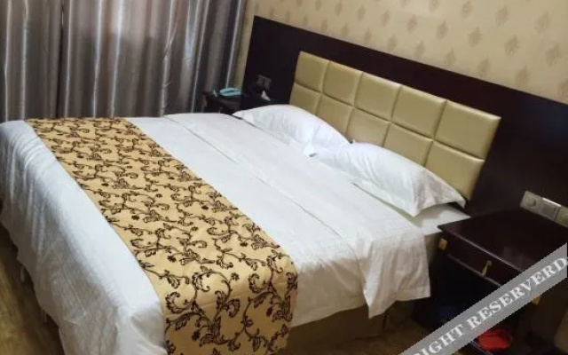 7tiandi Business Hotel (Zhengzhou Dianzi Xinxi Zhiye Jishu Xueyuan Zhongmu Station)