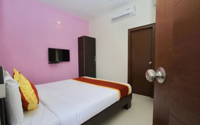 OYO 9419 Manu Residency