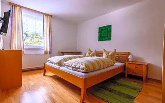 Familien und Jugendhotel Gstemmerblick