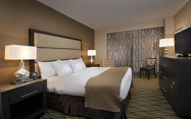 DoubleTree Suites by Hilton Austin Downtown Capitol