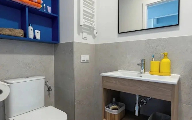 Sky Airport Aparthotel
