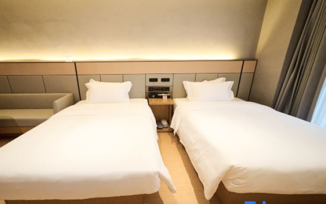 Manfei International Hotel (Beijing Xiji Town Government Store)
