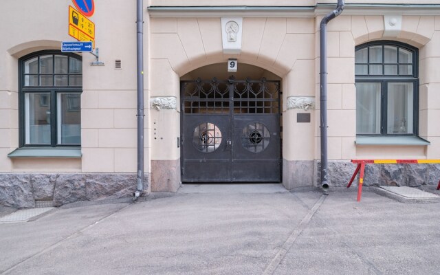 Отель WeHost Vyökatu 9 Финляндия, Хельсинки - отзывы, цены и фото номеров - забронировать отель WeHost Vyökatu 9 онлайн вид на фасад