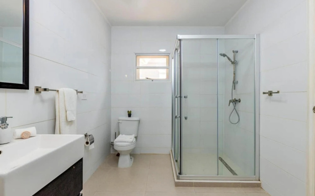 Outstanding Oasis 7BR 7BA Villa With Private Pool