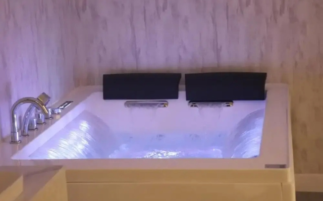 Thawari Hotel Apartments