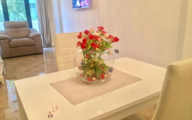 Elit Home Apartment David