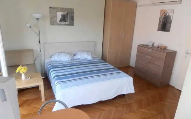 Apartments Pero