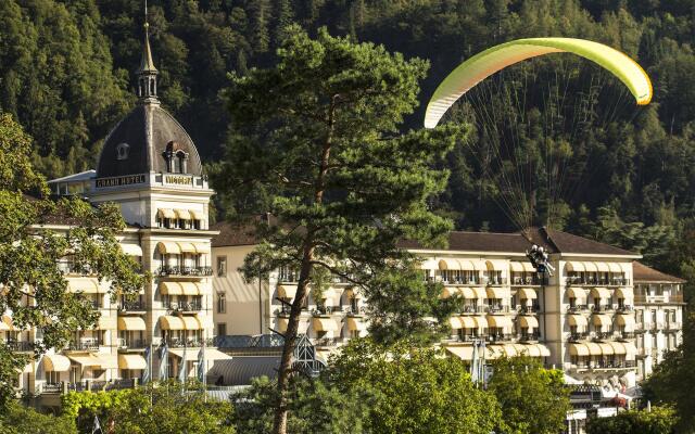 VICTORIA-JUNGFRAU Grand Hotel & Spa вид на фасад
