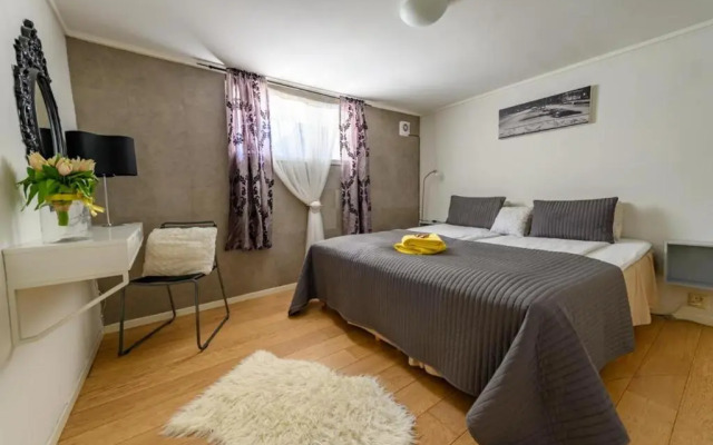 BnB Apartment 1 Nice & Cozy"central 2 Rooms by Berti