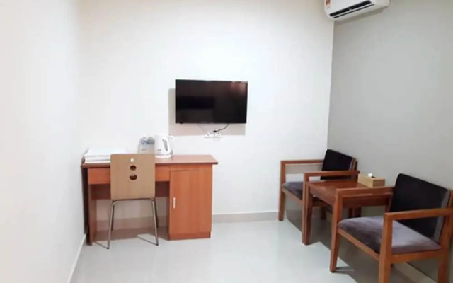 Hotel O Night Queen salak Tinggi