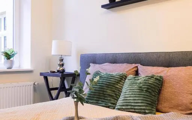 MORRISON apartment/15 guests/7bedrooms/Riga Old Town