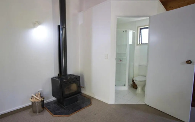 Kanuka House - Kaiteriteri Holiday Home