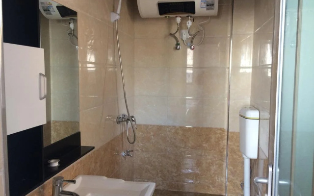 Lingshan Tour Pal Inn