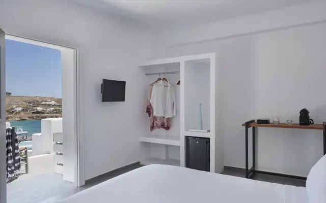 Pietra e Mare - Mykonos Moments by Mr and Mrs White