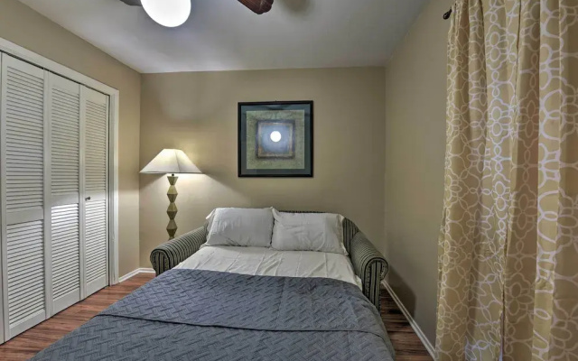Pet-friendly Missouri City Home w/ Fenced-in Yard!