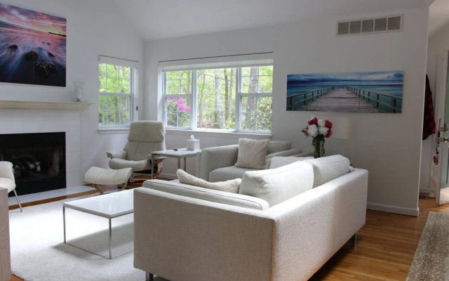 Villa Baloch- w/ Sparkling heated pool
