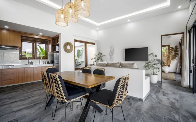 Villa Grateful by Alfred in Bali
