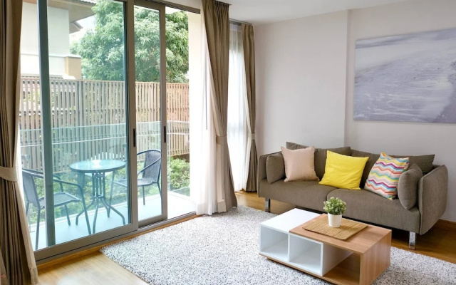 New Condo Nimman Area Close To Maya Mall, Pool