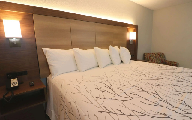 Отель Hotel LeBlanc