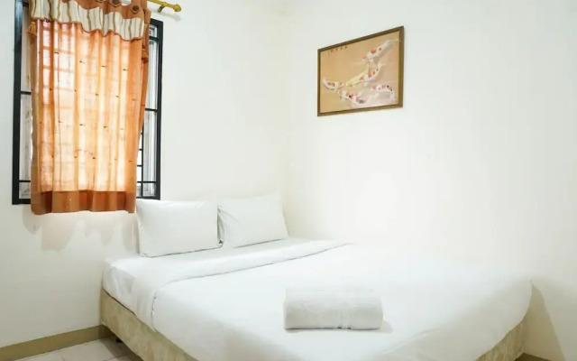 Homey and Warm 2BR Mediterania Palace Apartment