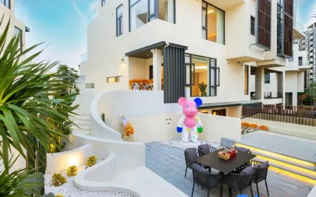 Floral Hotel·Jinhetian Holiday Villa (Taishan Yihe Hot Spring City)