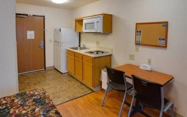WoodSpring Suites Hammond