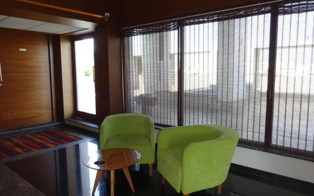Hotel Cosmopolitan Ahmedabad